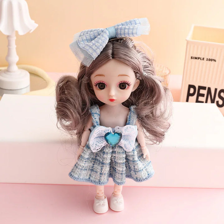 16 cm Jointed Fashion Doll with Multiple Styles