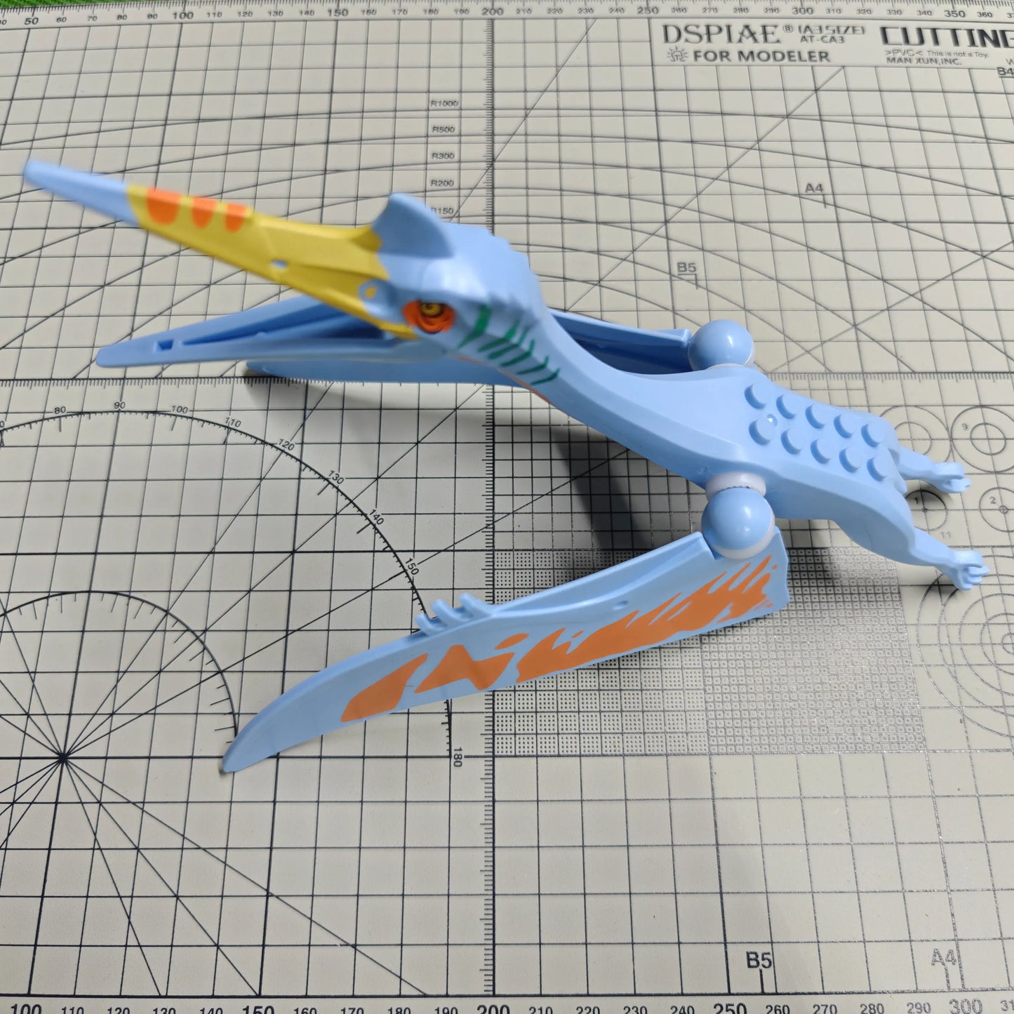 Quetzalcoatlus Pterosaur Building Block Model for Kids