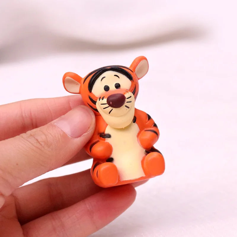10 Piece Winnie the Pooh Character Figure Set