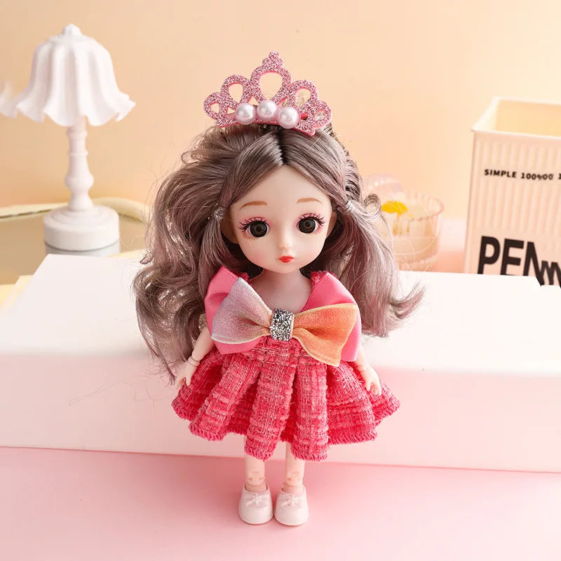 16 cm Jointed Fashion Doll with Multiple Styles