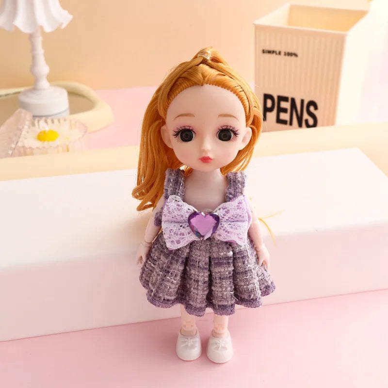 16 cm Jointed Fashion Doll with Multiple Styles