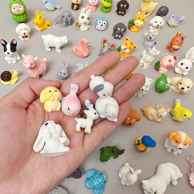 Random Mini Animal Blind Bag Figure Set